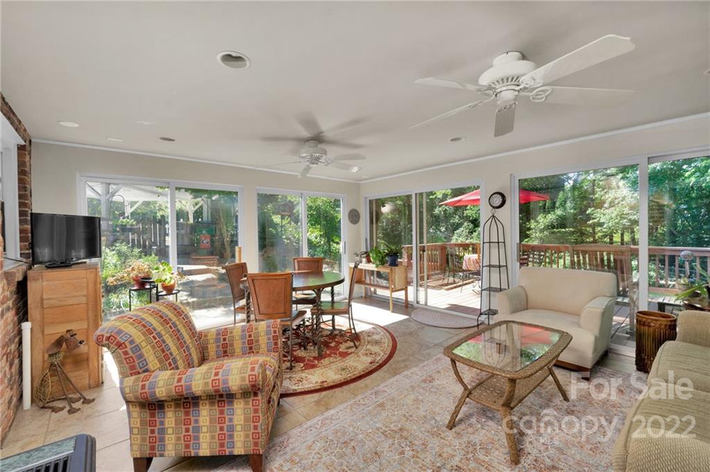 3100 Spring Valley Road Charlotte, NC 28210 - Photo 17 of 20 Gallery Image 17