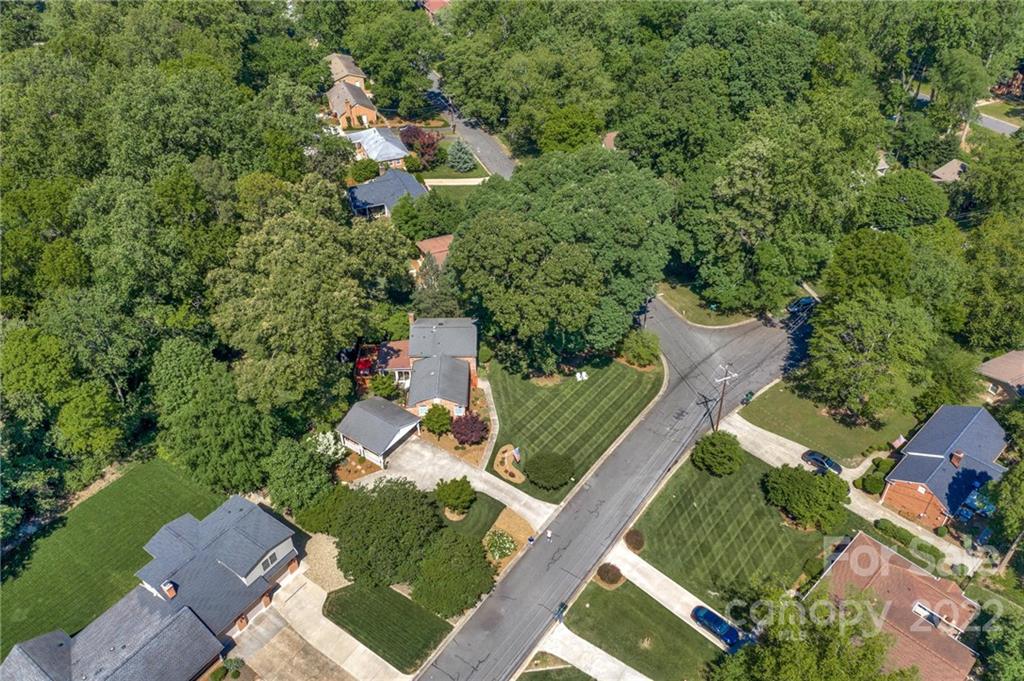 3100 Spring Valley Road Charlotte, NC 28210 - Photo 5 of 20 Gallery Image 5