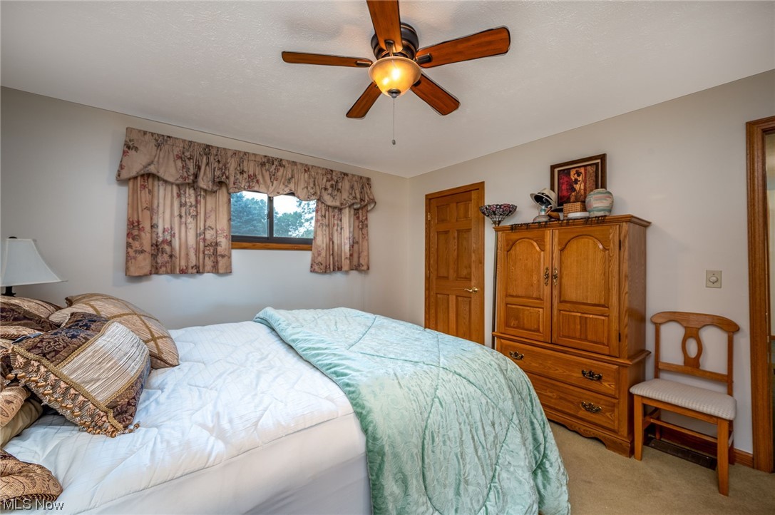 6105 Firestone Road Northeast Canton, OH 44721 - Photo 19 of 35 Gallery Image 19