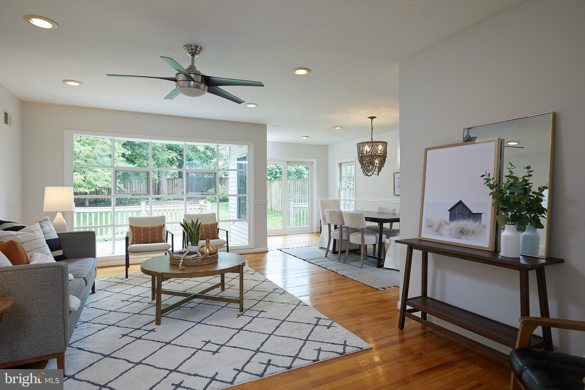 10611 Glenwild Road Silver Spring, MD 20901 - Photo 2 of 39 a living room with furniture and a window