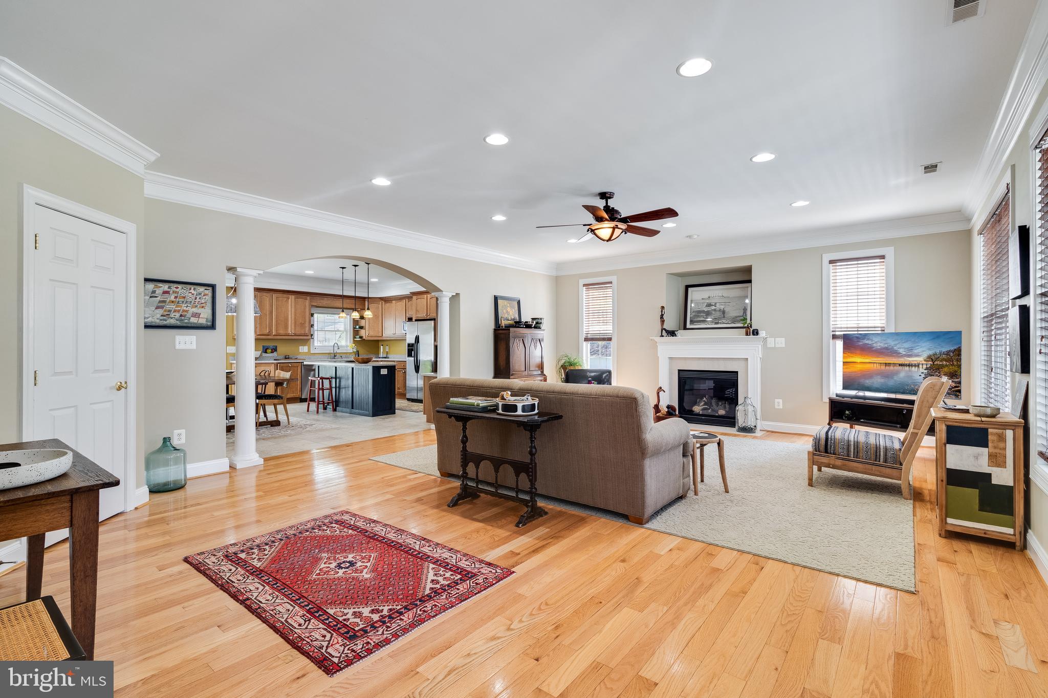 1725 Tacoma Road Edgewater, MD 21037 - Photo 6 of 36 Family room