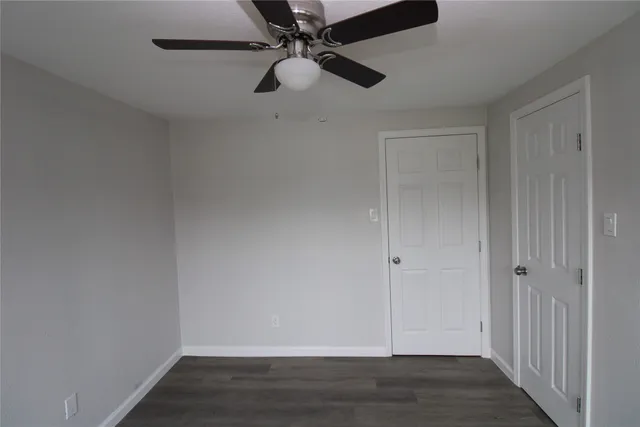 $155,000 | 207 East Bernard Street, Clute, TX 77531