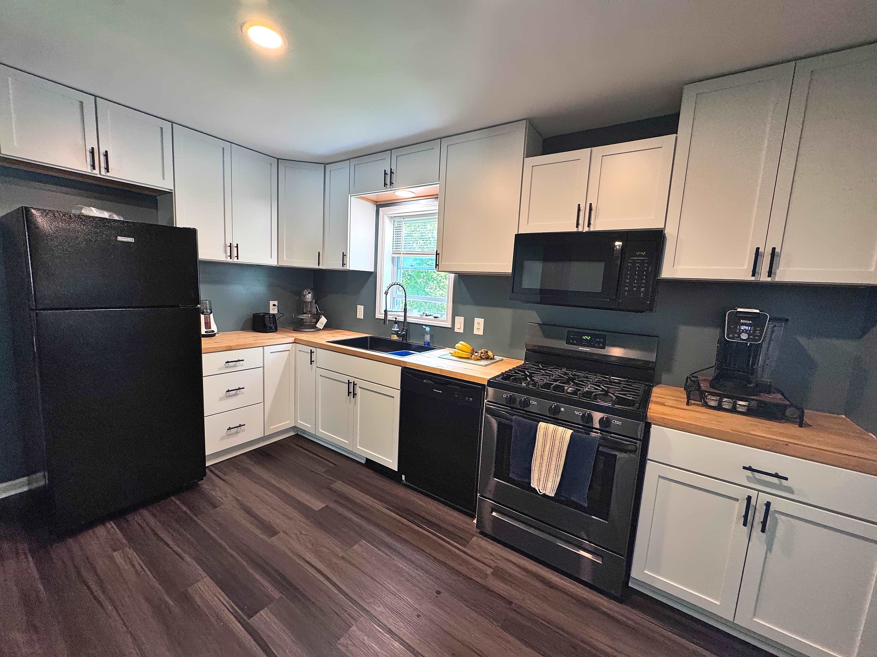 19 Royal Street Bennington, VT 05257 - Photo 16 of 45