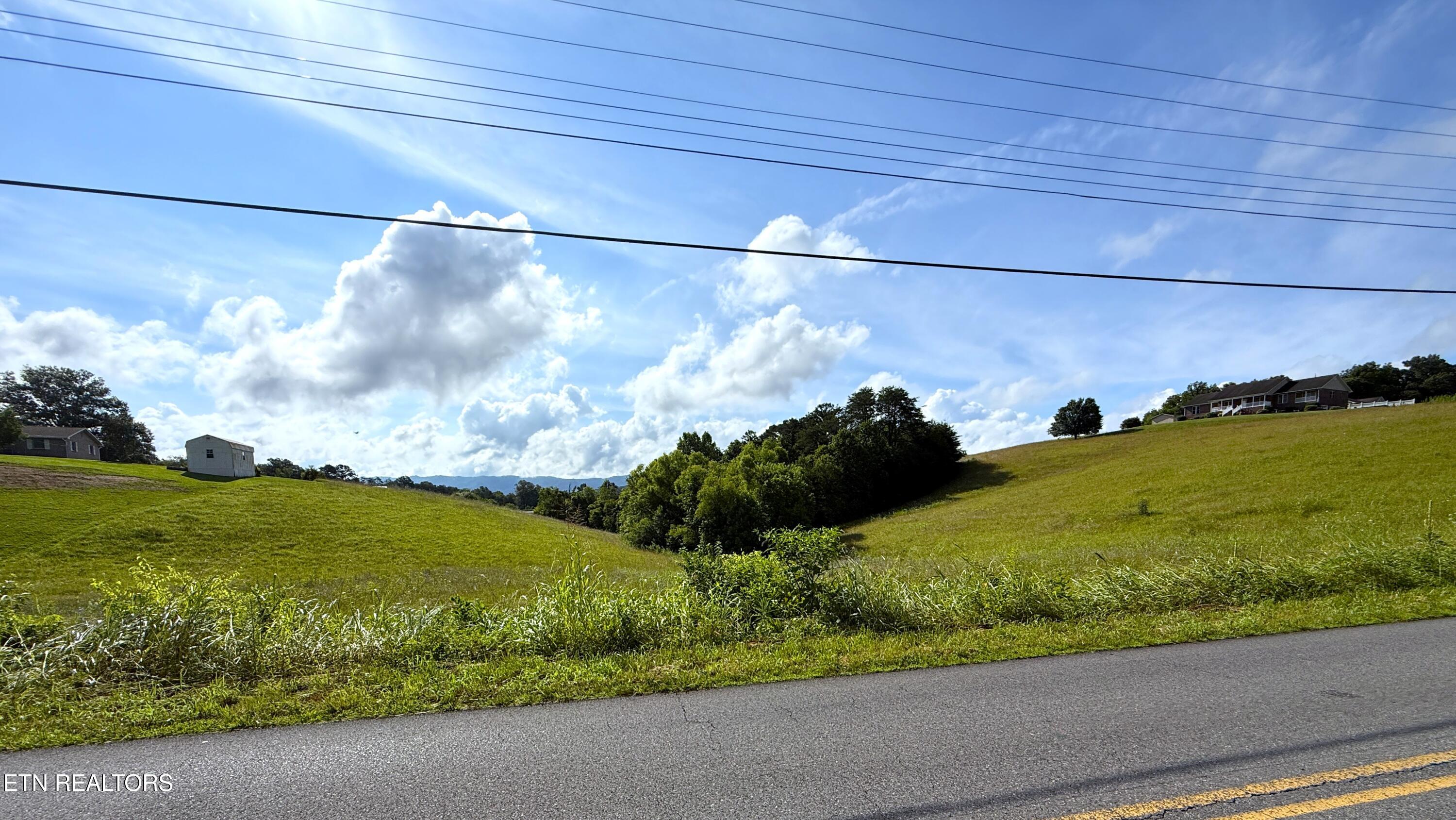17-18 English Mtn Road Newport, TN 37821 - Photo 2 of 5 2