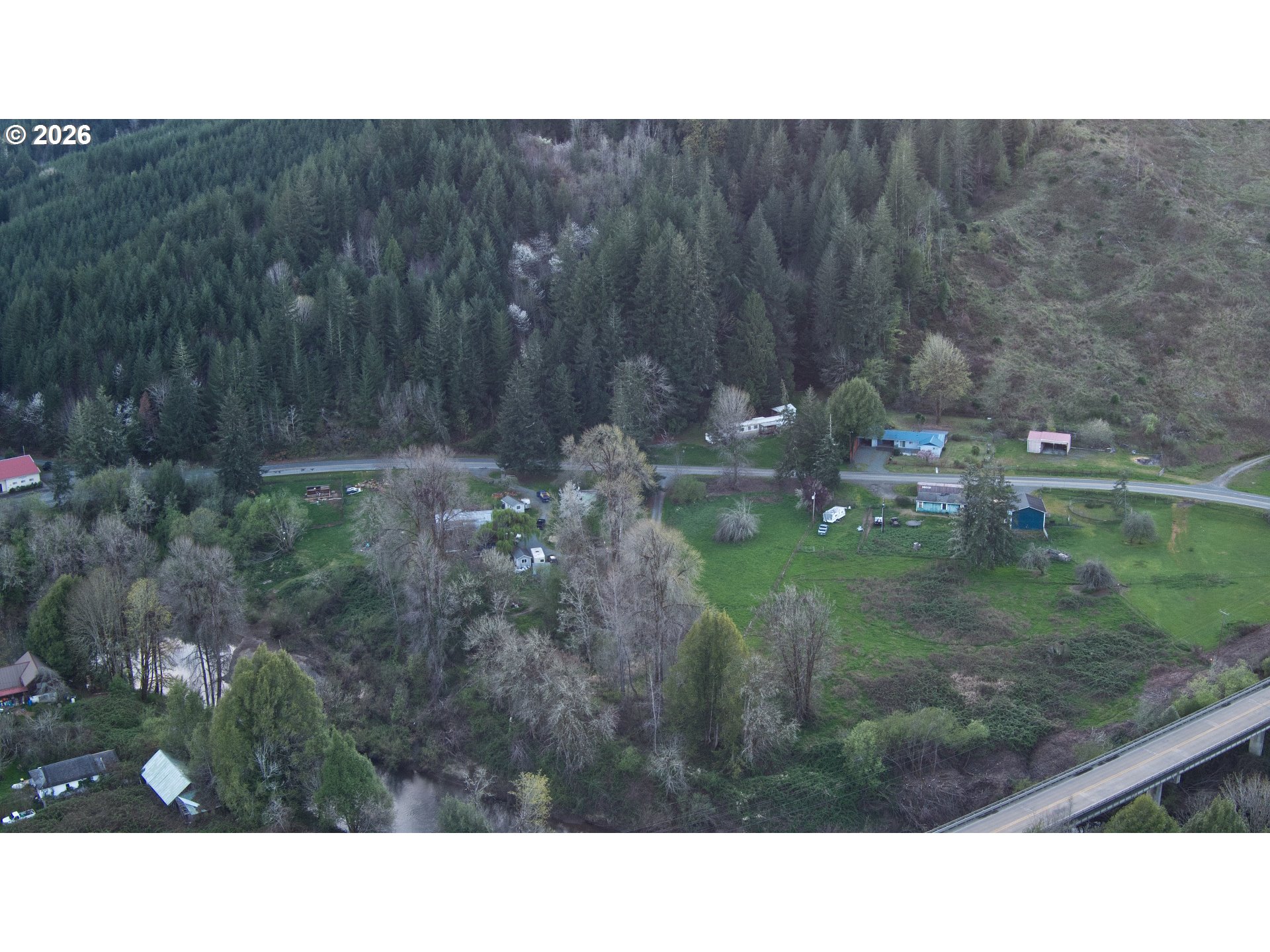 51298 Myrtle Creek Road Myrtle Point, OR 97458 - Photo 4 of 25