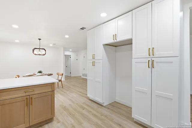 $389,900 | 6431 Red Jacket Drive, Leon Valley, TX 78238