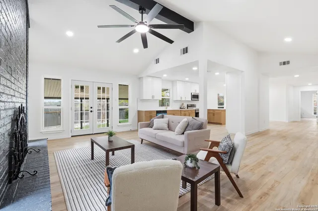 $389,900 | 6431 Red Jacket Drive, Leon Valley, TX 78238