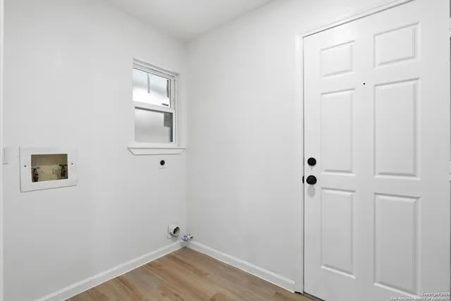 $389,900 | 6431 Red Jacket Drive, Leon Valley, TX 78238