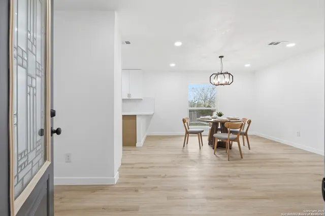 $389,900 | 6431 Red Jacket Drive, Leon Valley, TX 78238