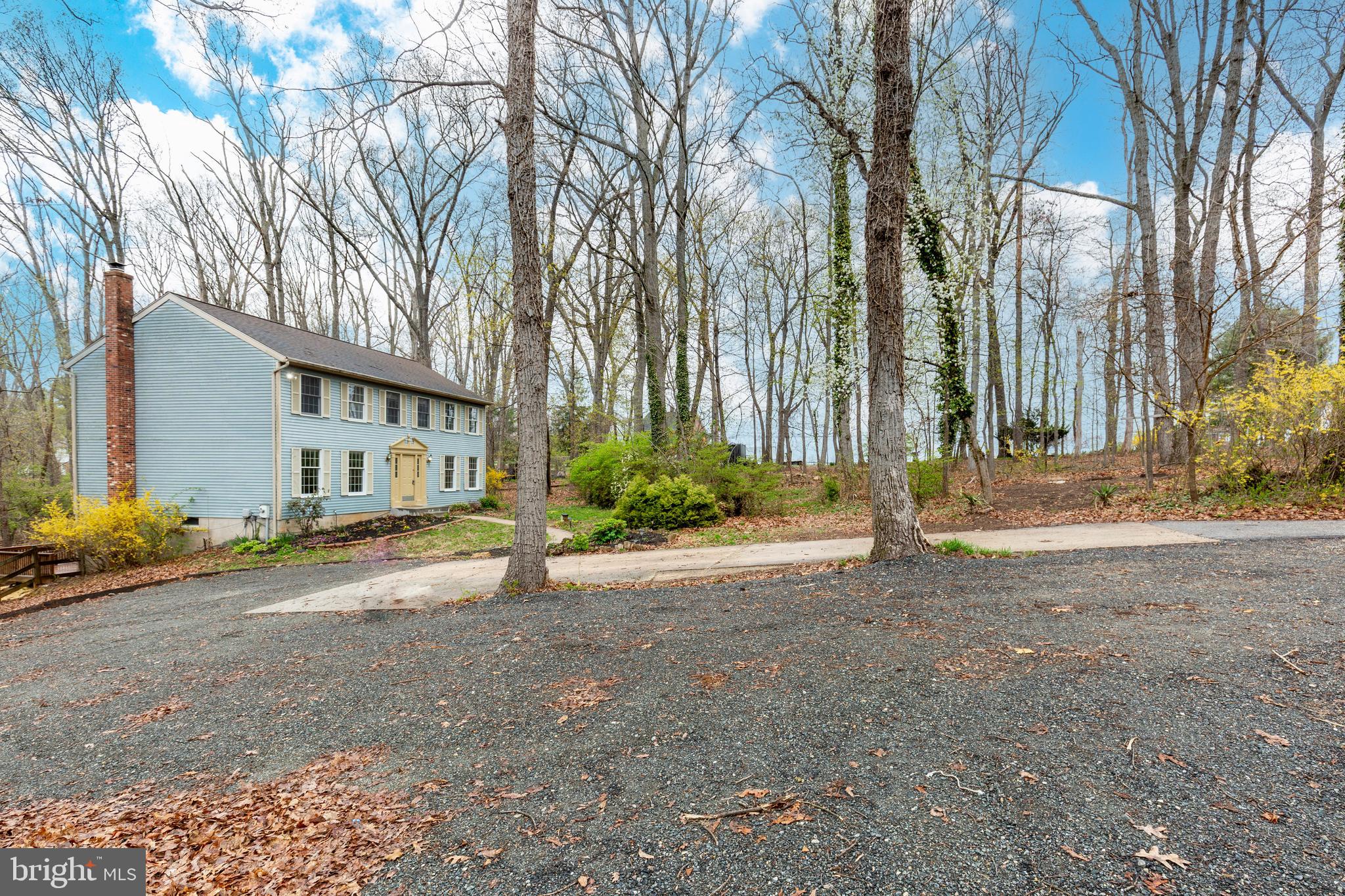 641 Hook Road Westminster, MD 21157 - Photo 6 of 70 Front with gravel parking