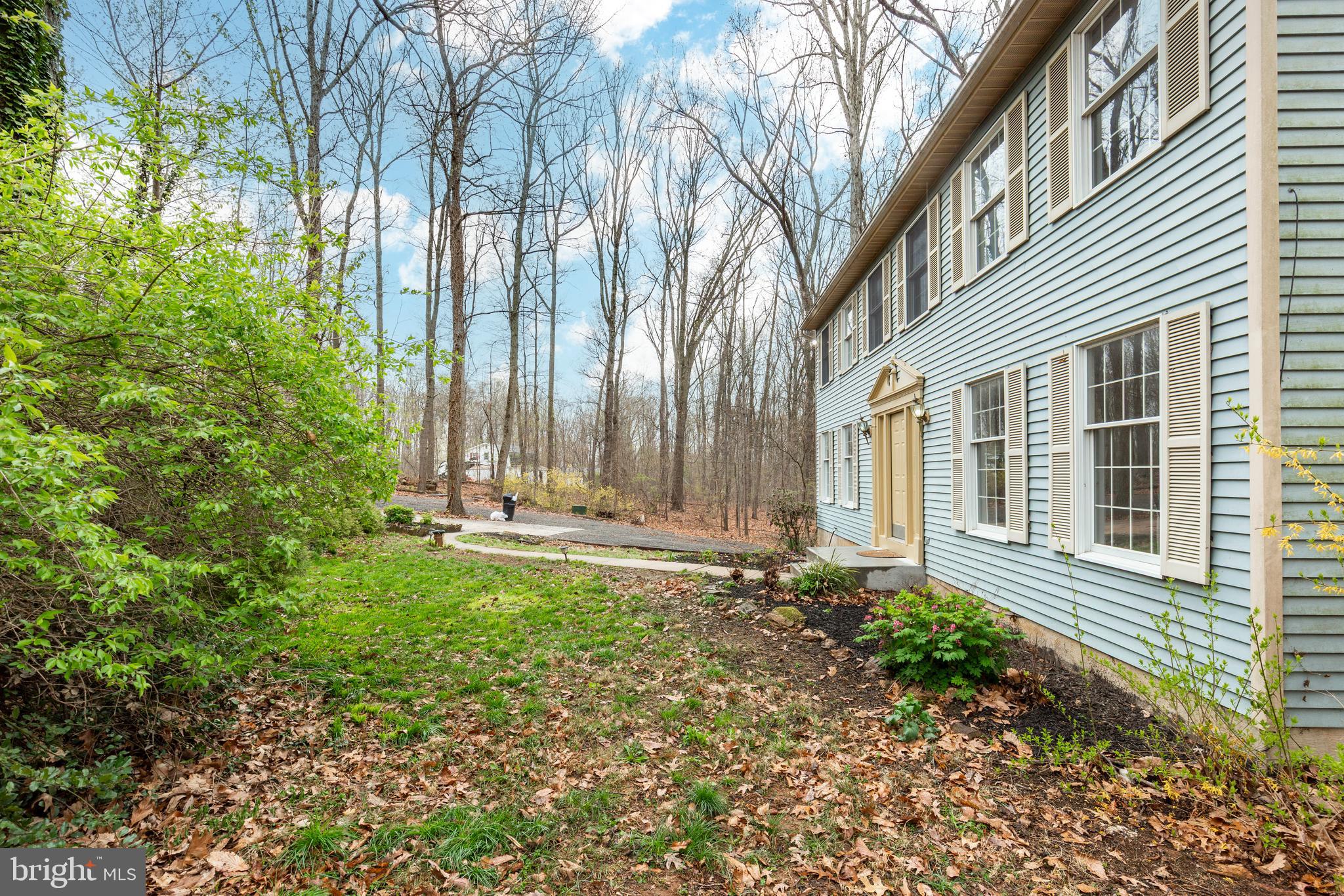 641 Hook Road Westminster, MD 21157 - Photo 7 of 70 Front right