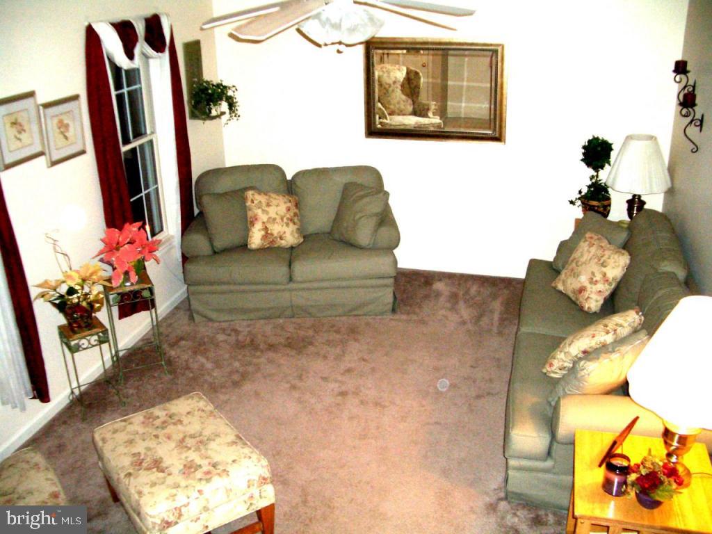 99 Homestead Drive Lititz, PA 17543 - Photo 4 of 12 Gallery Image 4