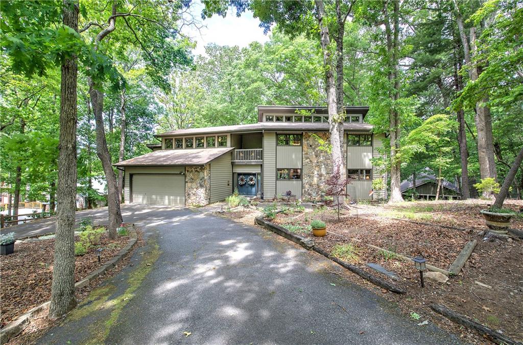12 Tamarack Point Jasper, GA 30143 - Photo 3 of 87