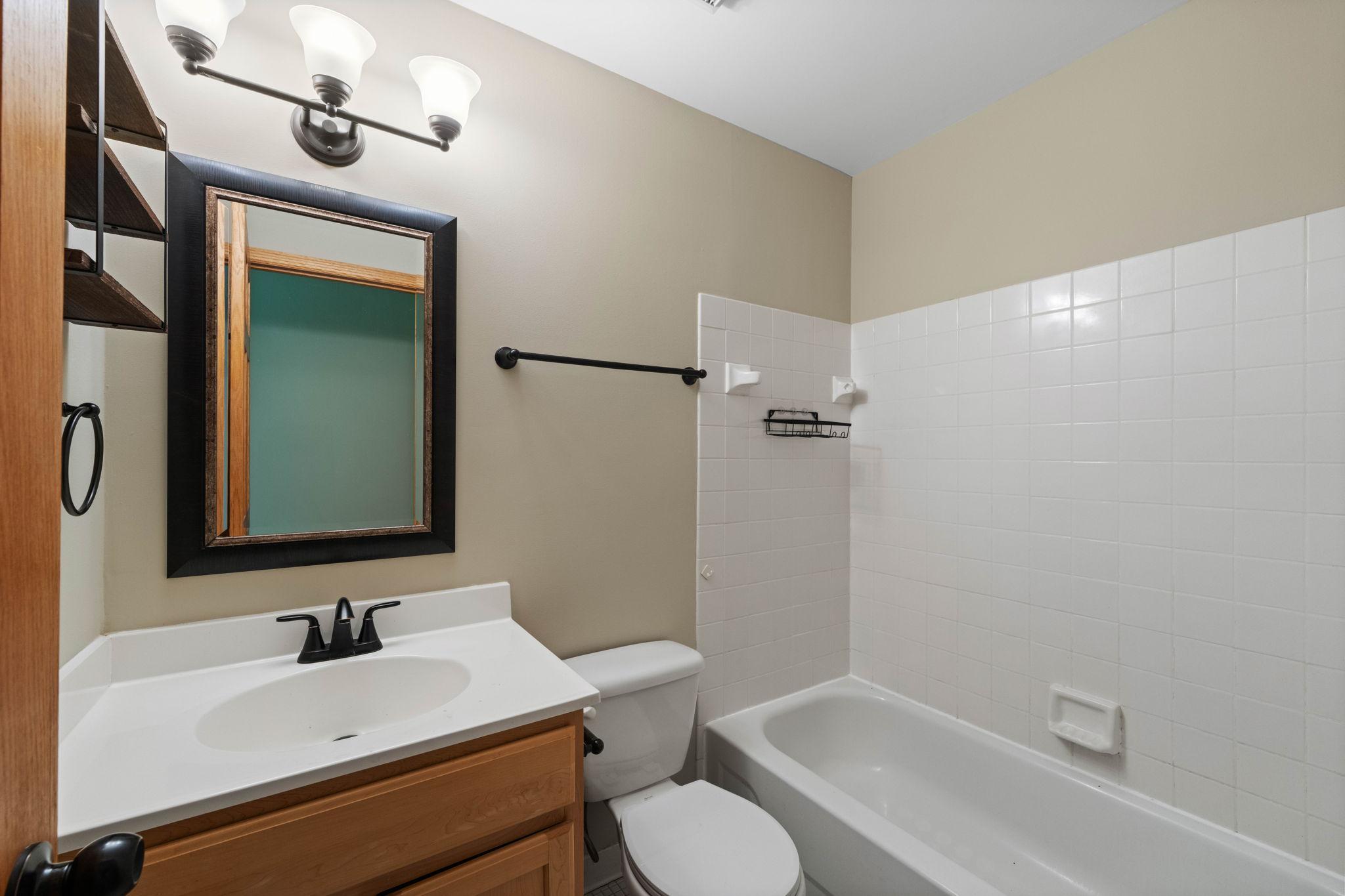 304 Pondridge Circle Wayzata, MN 55391 - Photo 22 of 30