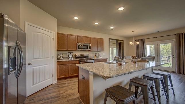 212 Rhodes Court Summerville, SC 29486 - Photo 3 of 19 2