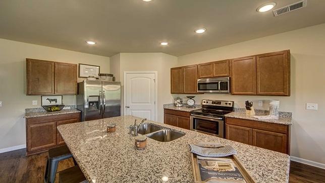 212 Rhodes Court Summerville, SC 29486 - Photo 4 of 19 3