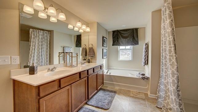 212 Rhodes Court Summerville, SC 29486 - Photo 9 of 19 8