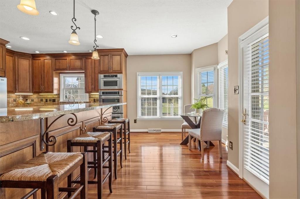 10331 Ridgecrest Point Wexford, PA 15090 - Photo 6 of 25 Gallery Image 6