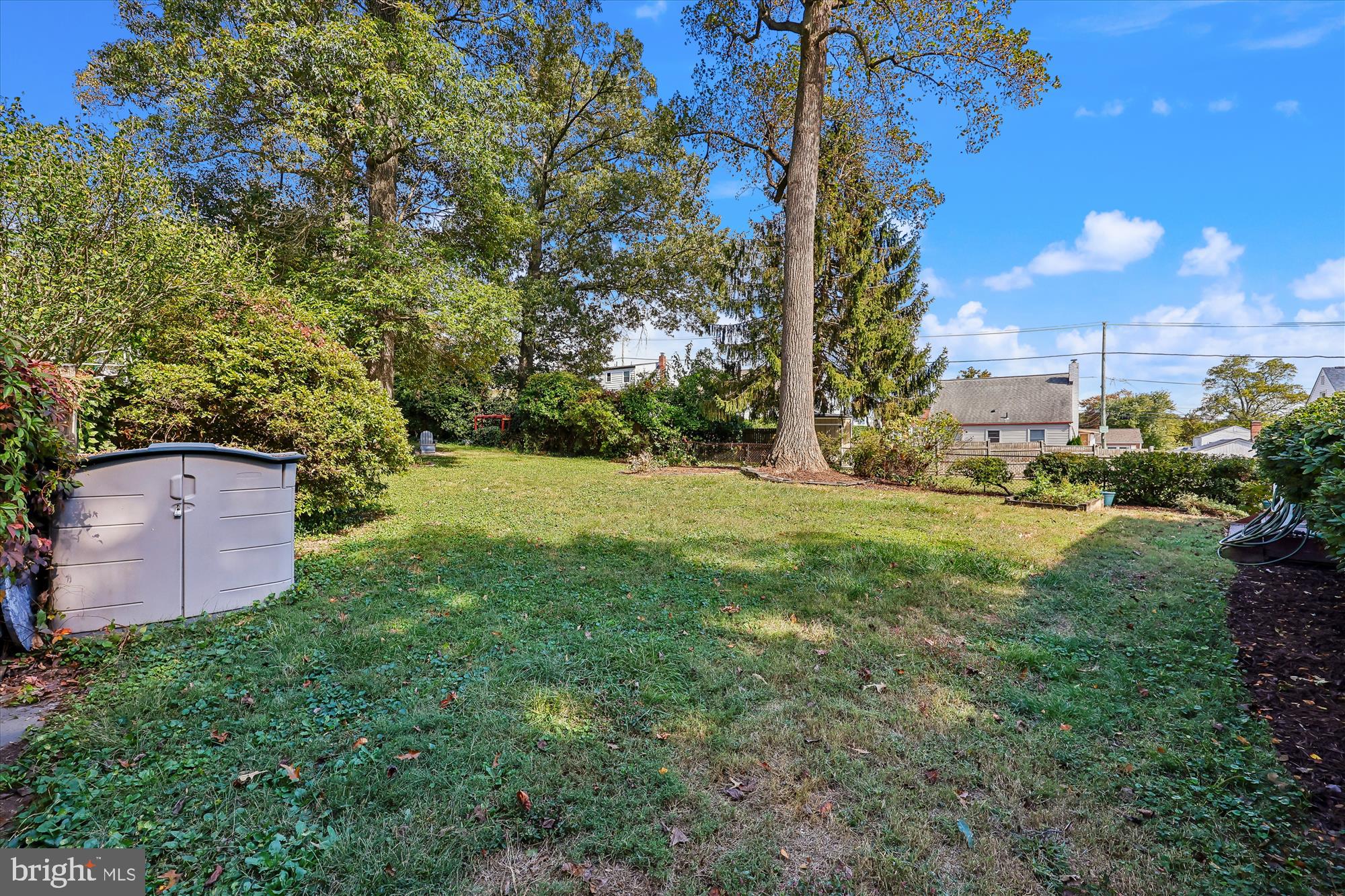 1605 Windham Lane Silver Spring, MD 20902 - Photo 4 of 65 Expansive Backyard!