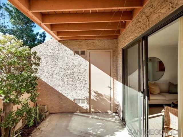 $485,000 | 12019 Alta Carmel Court, Unit 282, San Diego, CA 92128