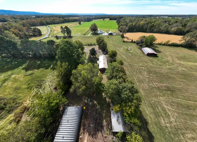 $629,000 | 340 Yates Road, Hillsboro, TN 37342