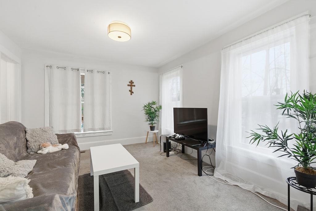 67 West Terrace Street Claremont, NH 03743 - Photo 14 of 34