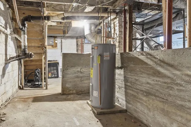 $225,000 | 67 West Terrace Street, Claremont, NH 03743