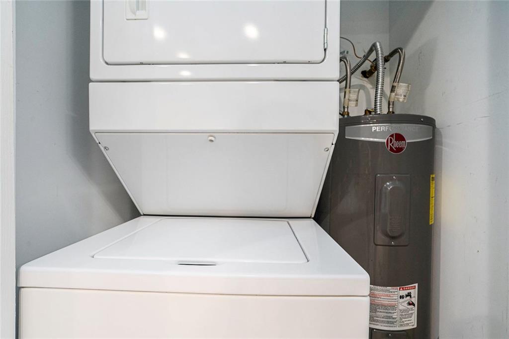 2825 Northeast Expressway, Unit F3 Atlanta, GA 30345 - Photo 22 of 45 a close up view of washer and dryer