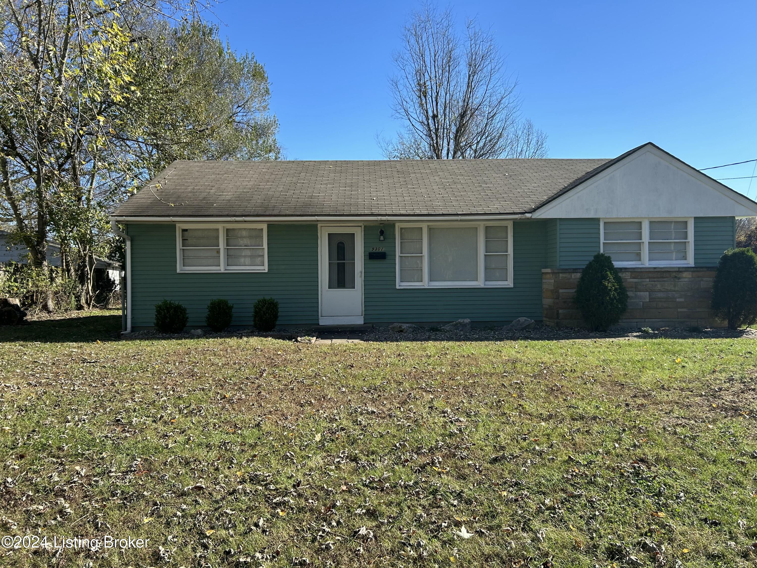 9301 Cornflower Road Louisville, KY 40272 - Photo 1 of 34 IMG_0219