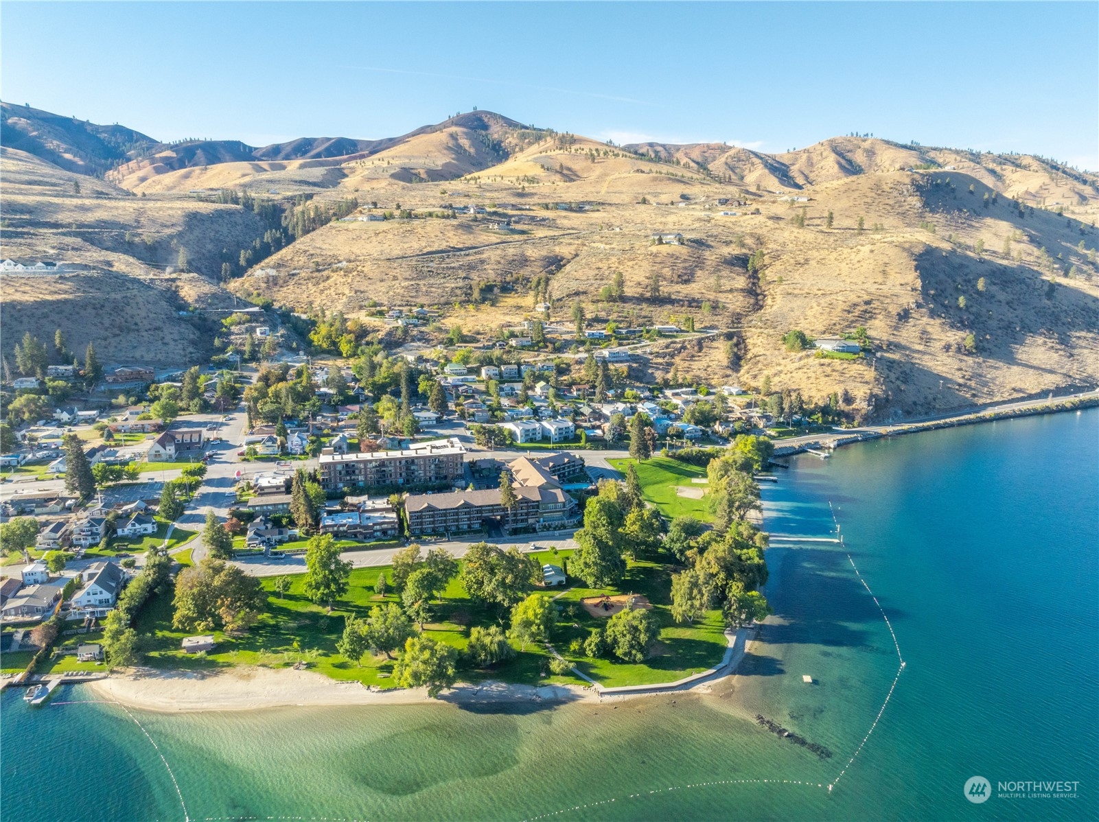 2216 West Prospect Street Chelan, WA 98816 - Photo 6 of 26 a view of a city