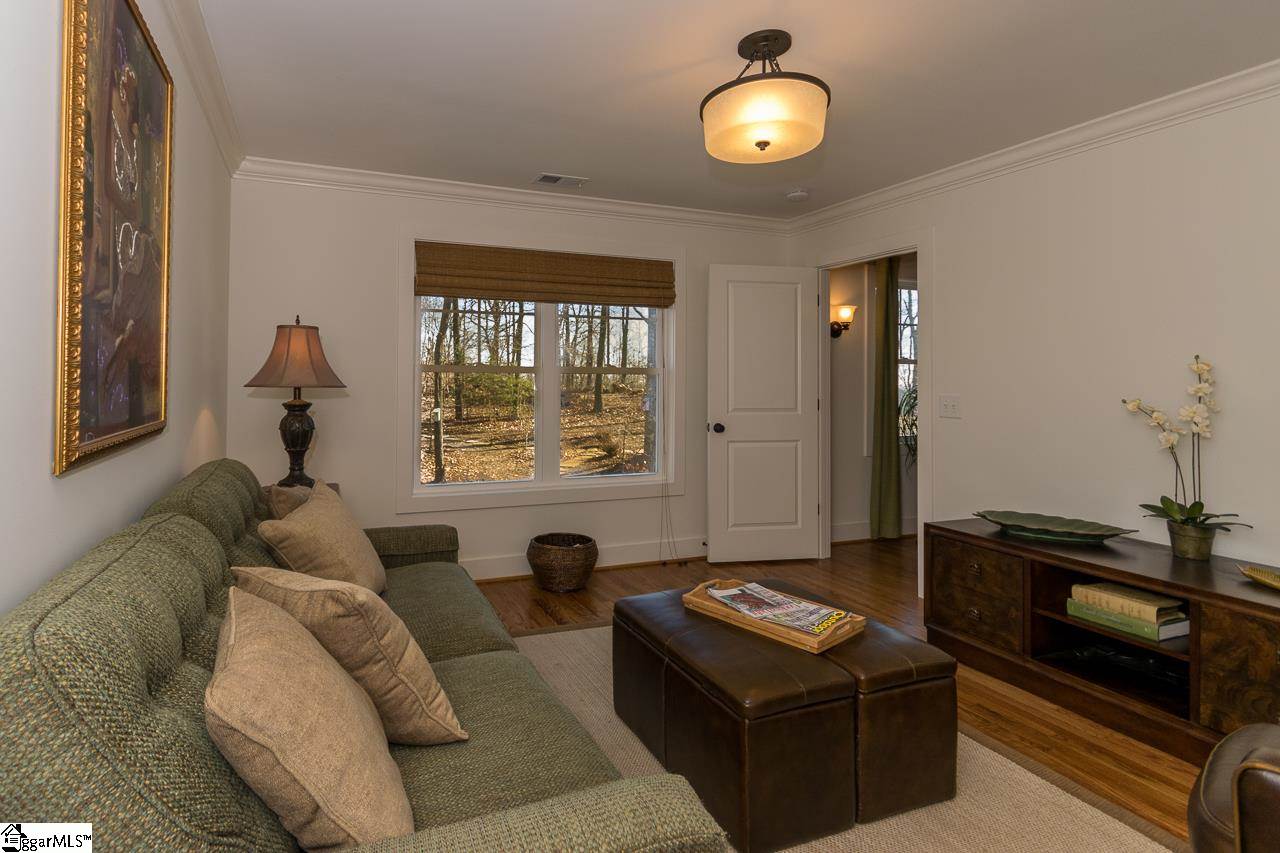 1130 Altamont Road Greenville, SC 29609 - Photo 15 of 36