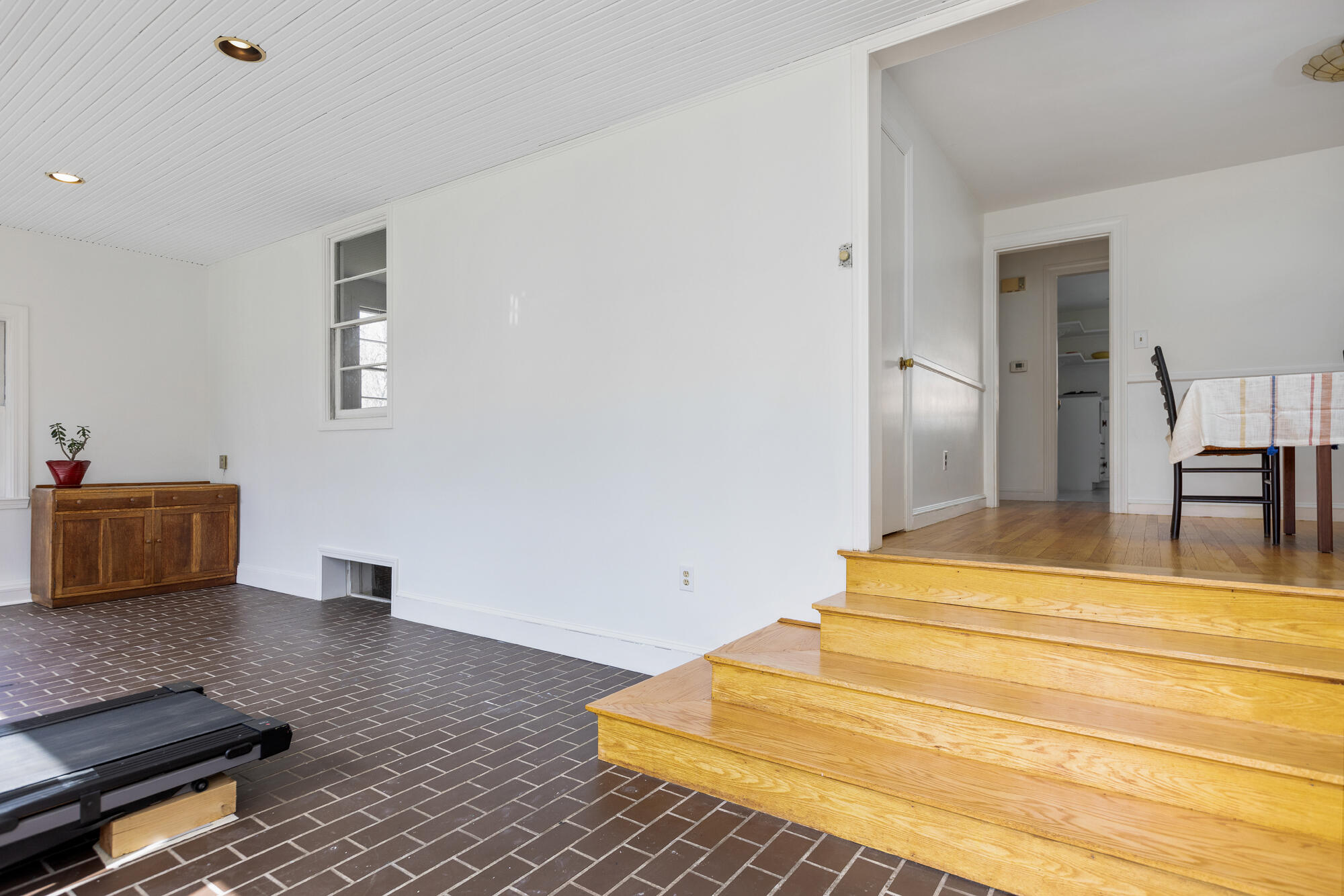 44 Skylark Road Portland, ME 04103 - Photo 27 of 43 Sunroom