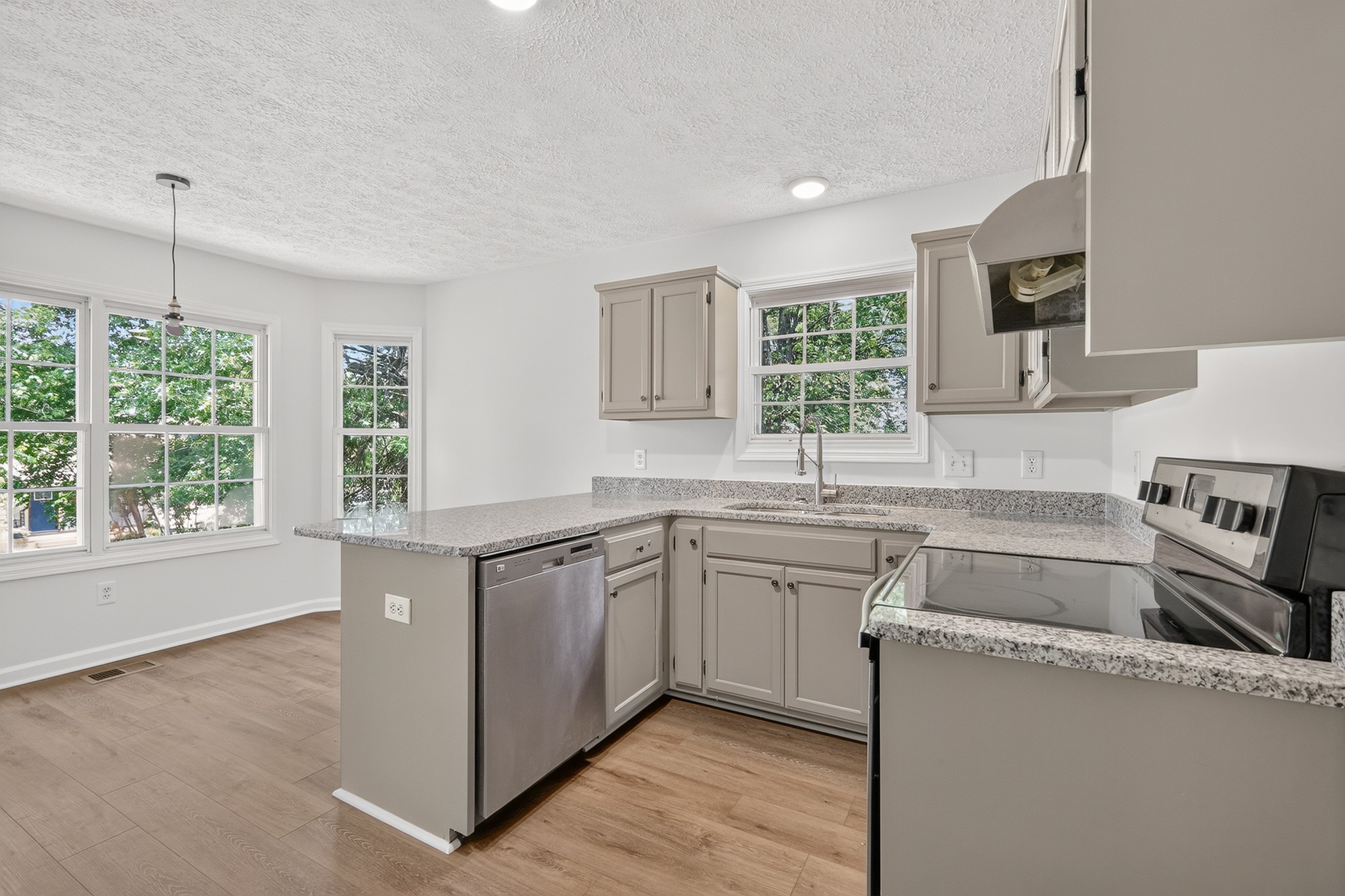 514 Rhodes Circle Gallatin, TN 37066 - Photo 8 of 41