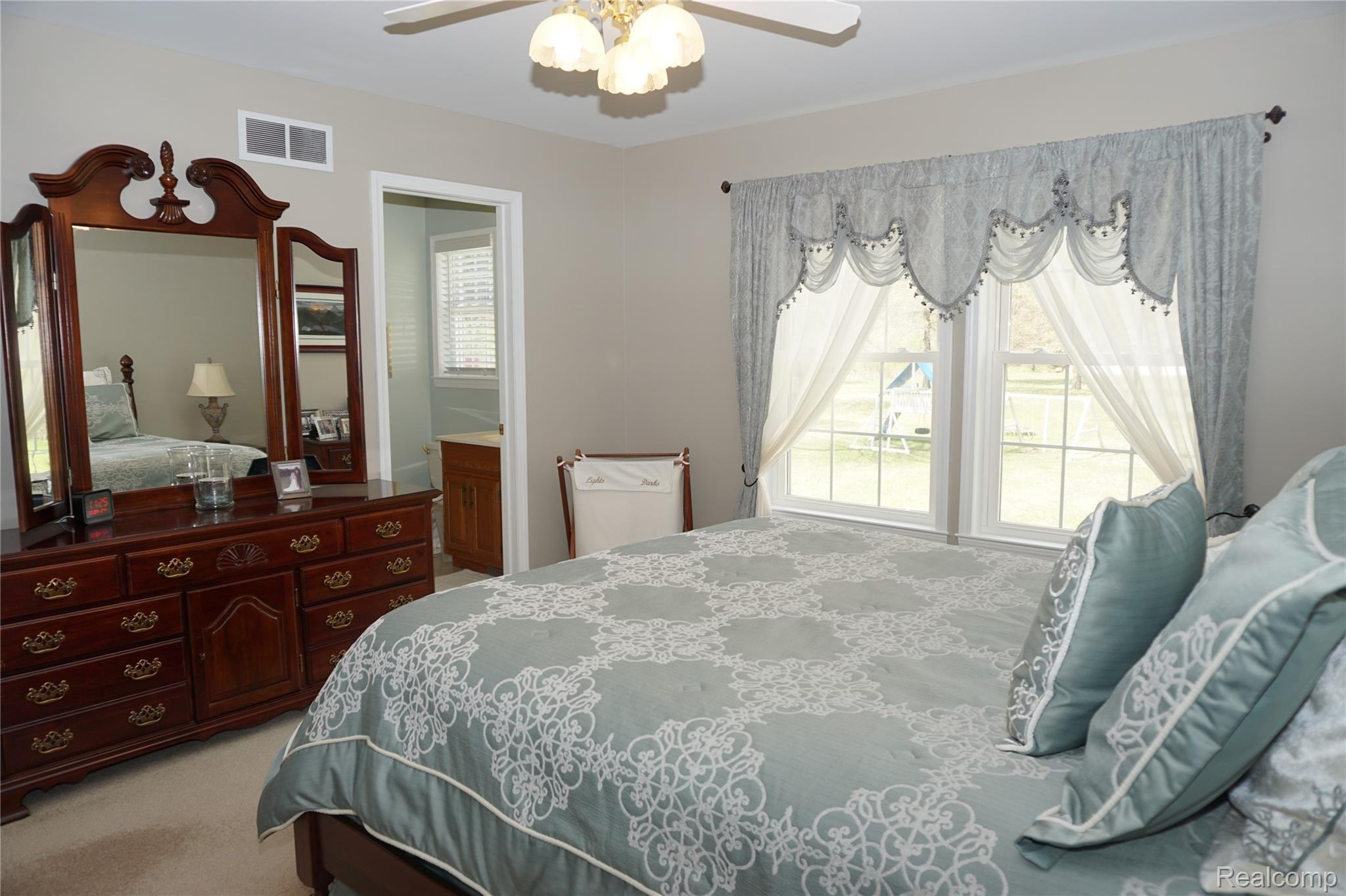 26700 Romine Road New Boston, MI 48164 - Photo 24 of 43 DSC01617.JPG