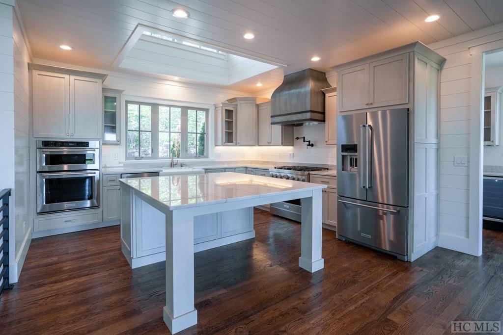 248 East Ridge Road Cashiers, NC 28717 - Photo 4 of 14 Gallery Image 4