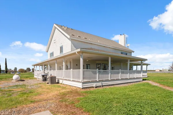 $999,000 | 22581 Road 20, Chowchilla, CA 93610