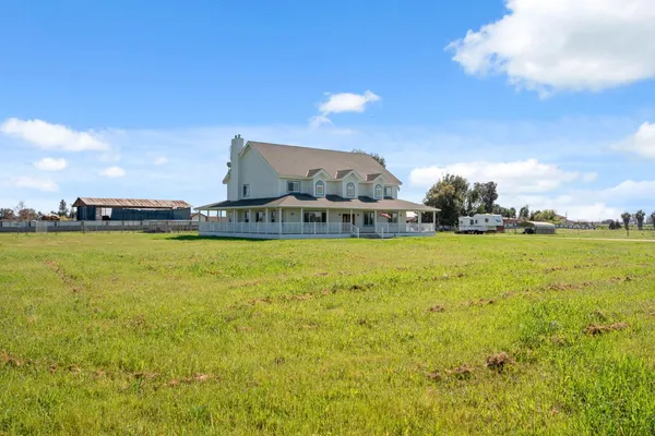 $999,000 | 22581 Road 20, Chowchilla, CA 93610