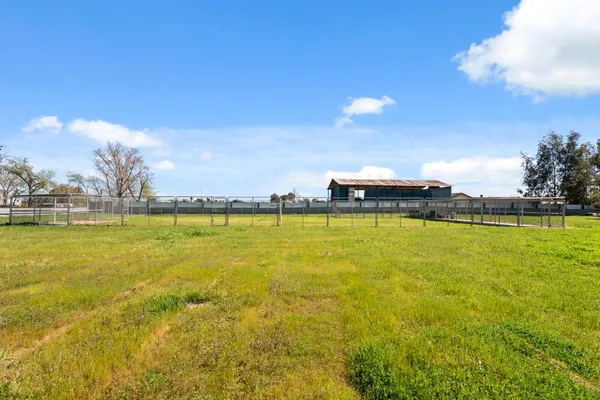 $999,000 | 22581 Road 20, Chowchilla, CA 93610