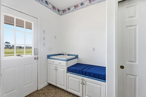 $999,000 | 22581 Road 20, Chowchilla, CA 93610