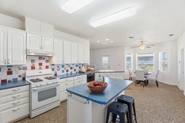 $999,000 | 22581 Road 20, Chowchilla, CA 93610