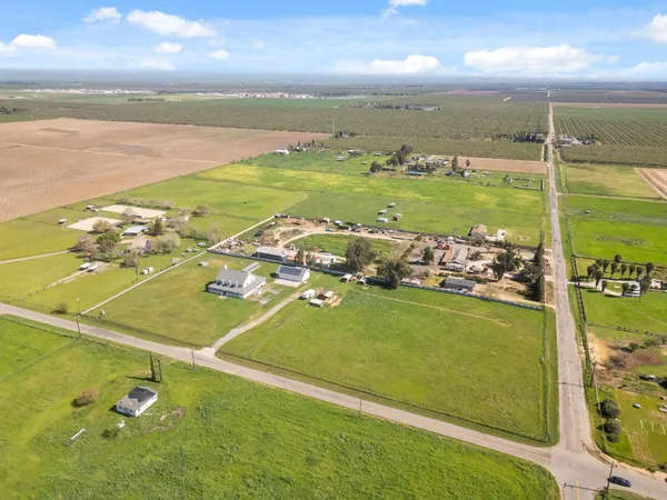 $999,000 | 22581 Road 20, Chowchilla, CA 93610