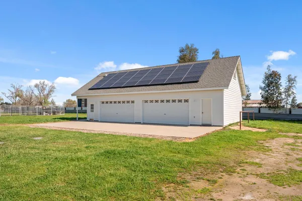 $999,000 | 22581 Road 20, Chowchilla, CA 93610