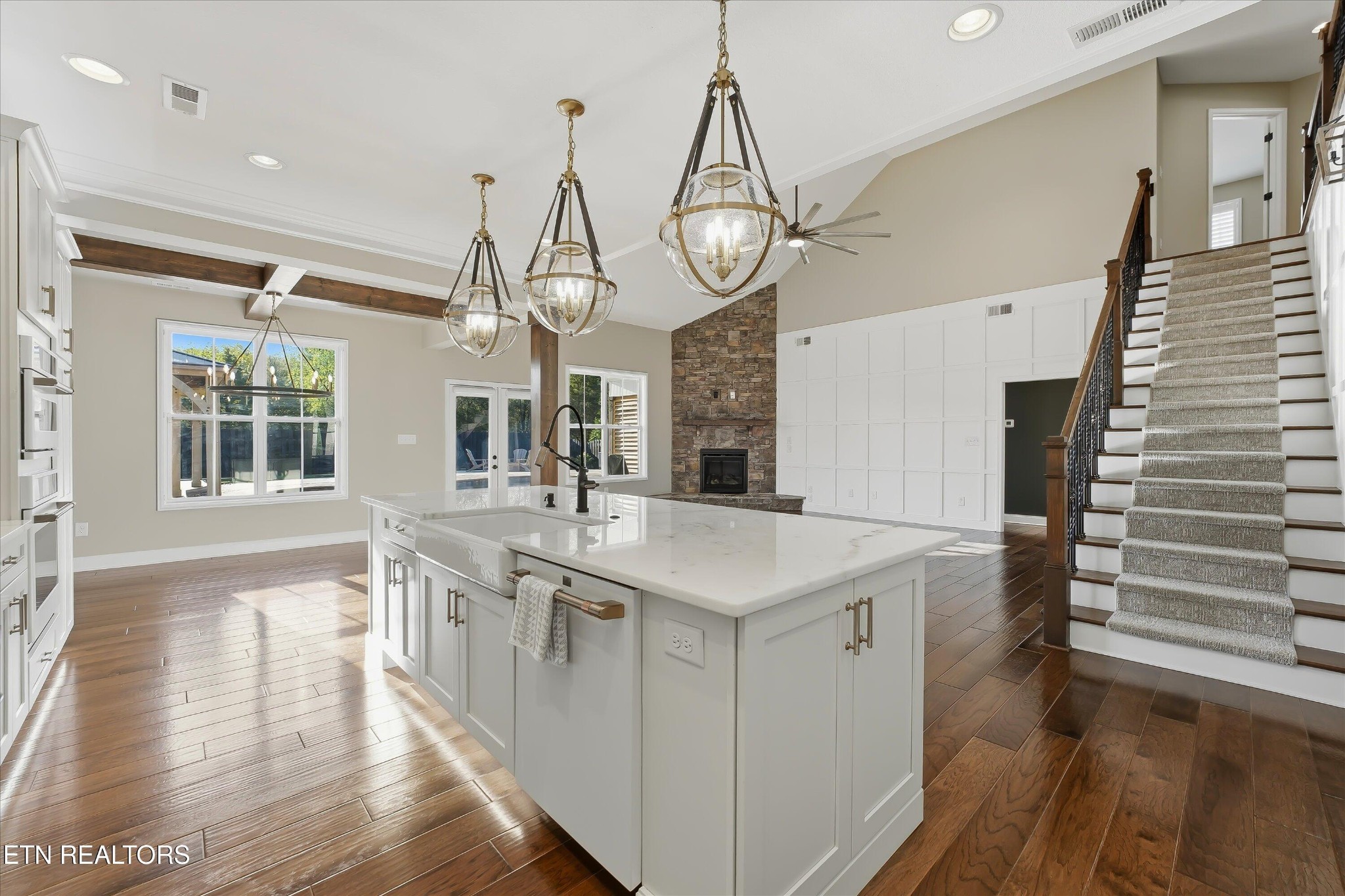 2028 Highlands Ridge Lane Knoxville, TN 37932 - Photo 4 of 60