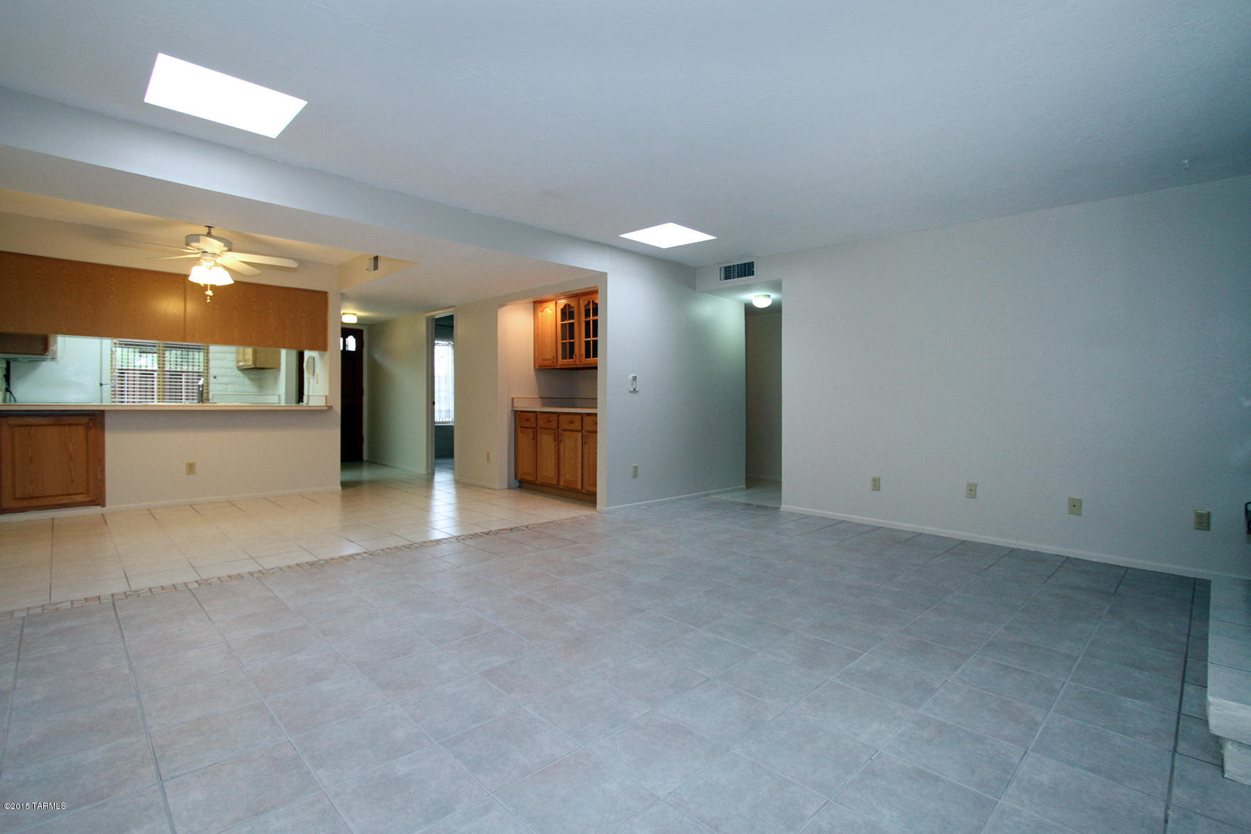 630 South Pantano Road, Unit D Tucson, AZ 85710 - Photo 25 of 25 Open Floor plan