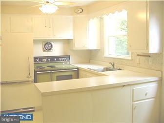1714 Tyson Road Havertown, PA 19083 - Photo 4 of 9 Kitchen