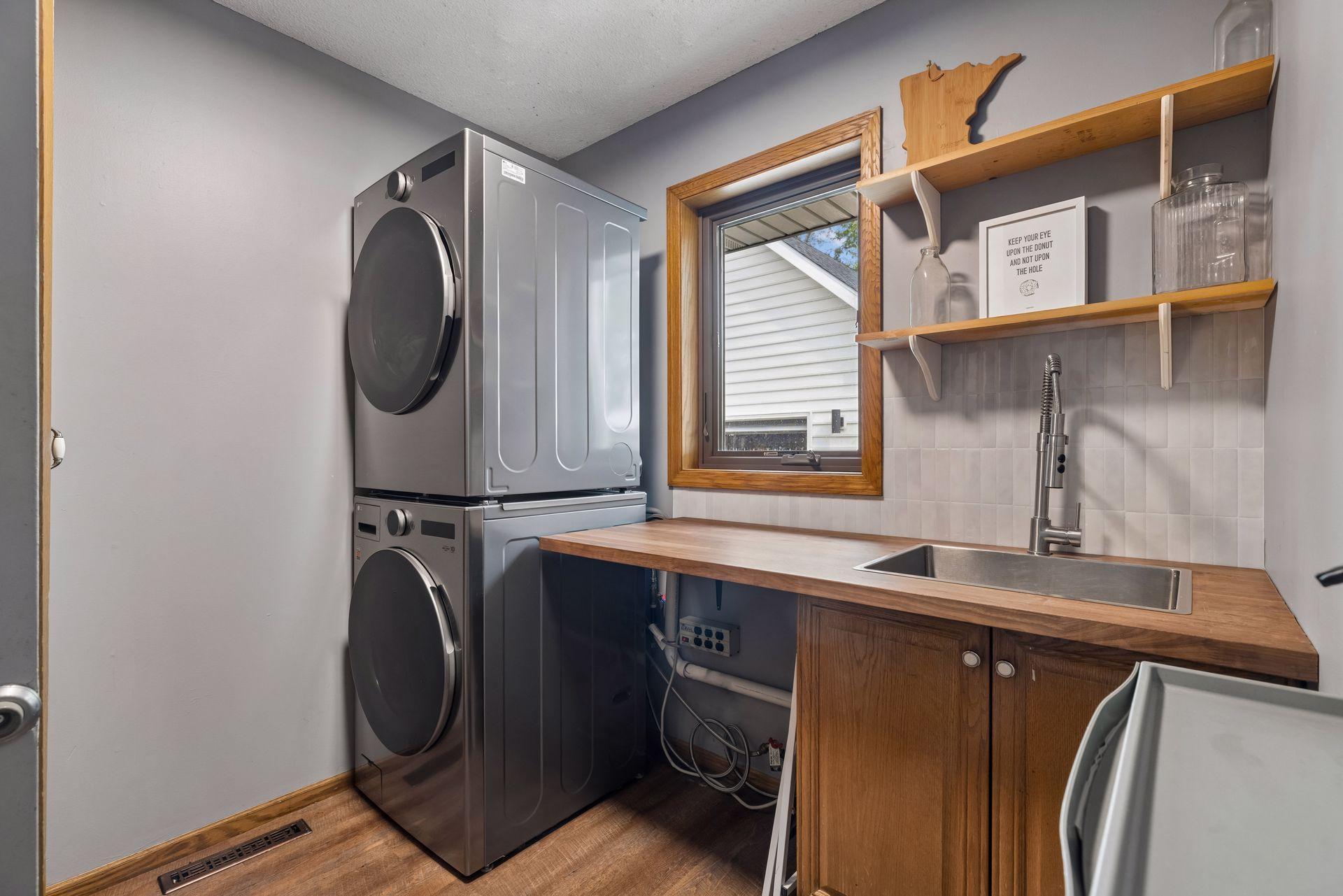 9136 Pinehurst Road Woodbury, MN 55125 - Photo 42 of 86 Gallery Image 42