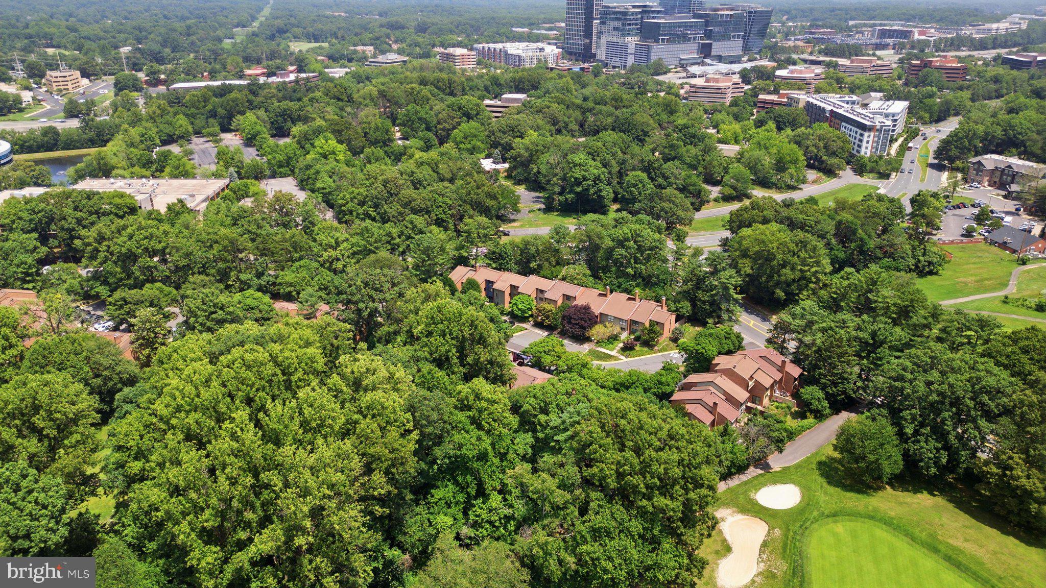 11615 Hunters Green Court Reston, VA 20191 - Photo 39 of 66 Ariel view
