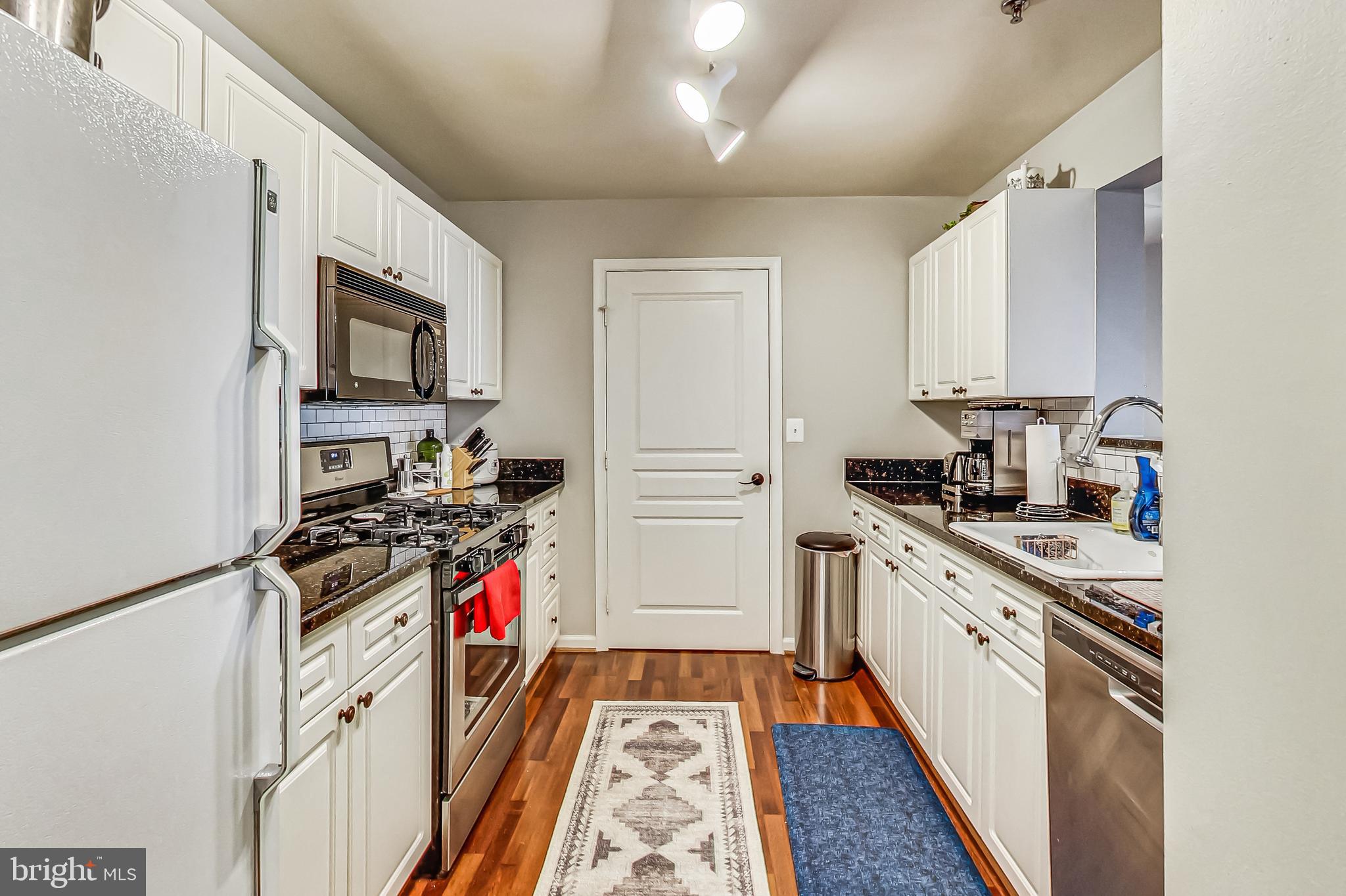 5565 Seminary Road, Unit 416 Falls Church, VA 22041 - Photo 11 of 44