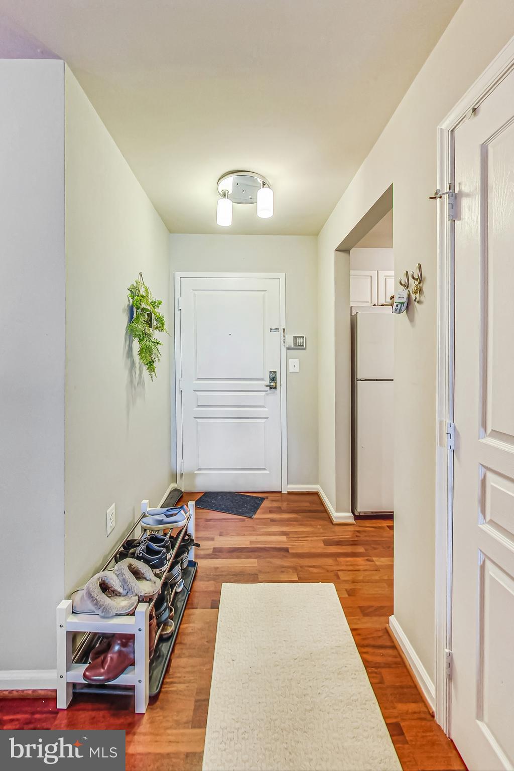 5565 Seminary Road, Unit 416 Falls Church, VA 22041 - Photo 2 of 44