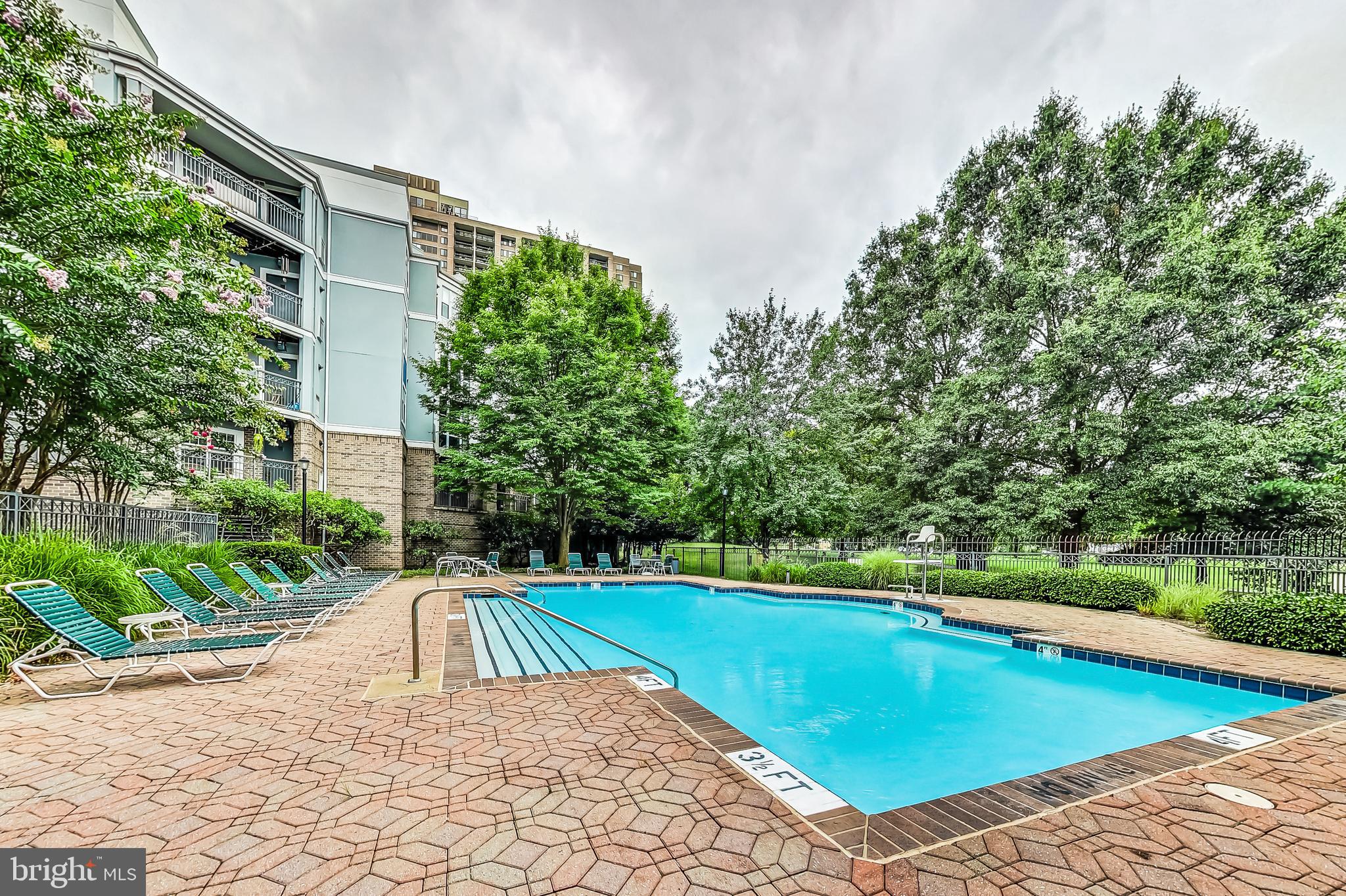 5565 Seminary Road, Unit 416 Falls Church, VA 22041 - Photo 34 of 44